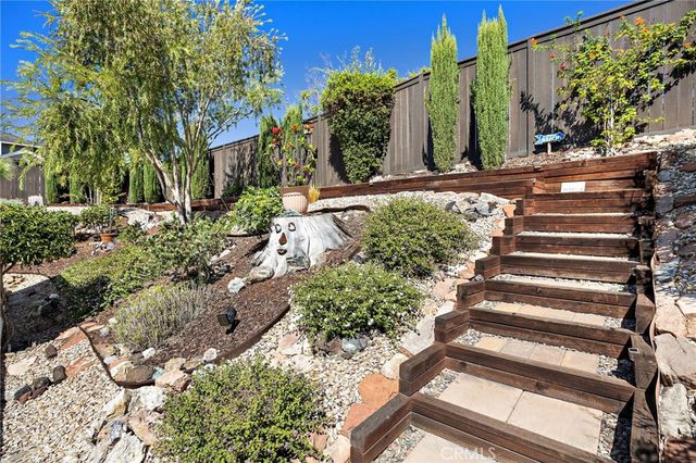 30 Oxbow Creek, Laguna Hills, CA 92653