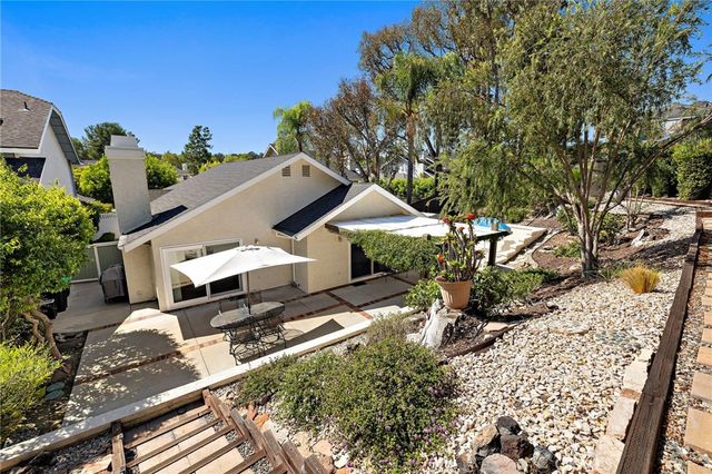 30 Oxbow Creek, Laguna Hills, CA 92653