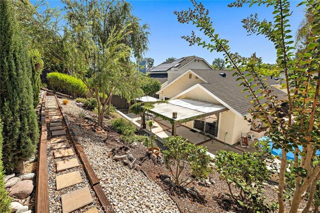 30 Oxbow Creek, Laguna Hills, CA 92653