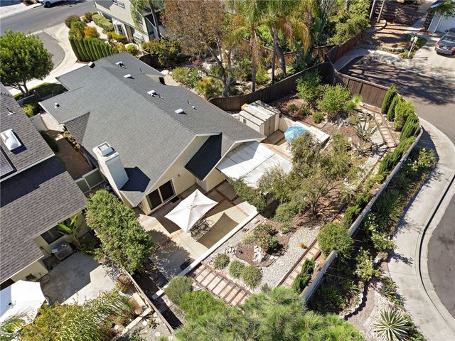 30 Oxbow Creek, Laguna Hills, CA 92653