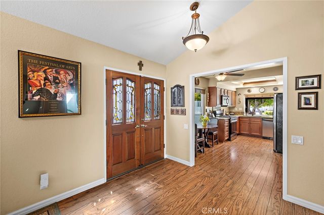30 Oxbow Creek, Laguna Hills, CA 92653