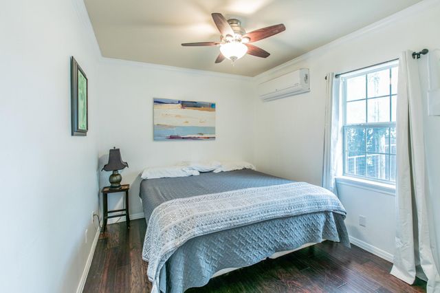 1107 Vargas RD, Austin, TX 78741