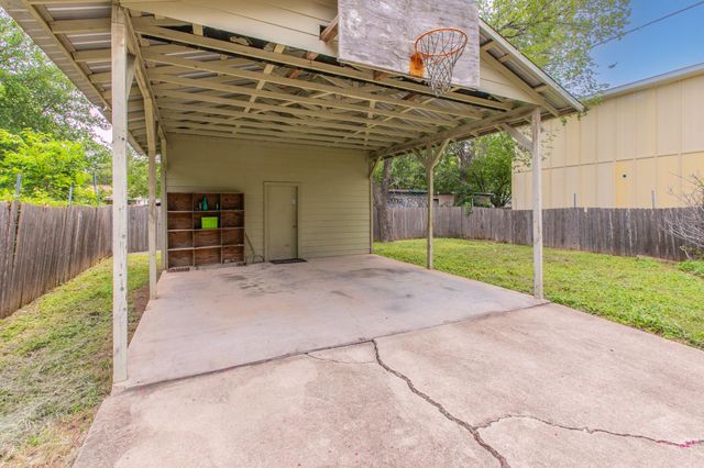 1107 Vargas RD, Austin, TX 78741