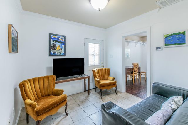 1107 Vargas RD, Austin, TX 78741