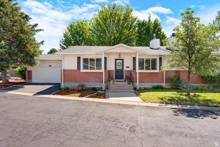 3294 E BENGAL BLVD, Cottonwood Heights, UT 84121