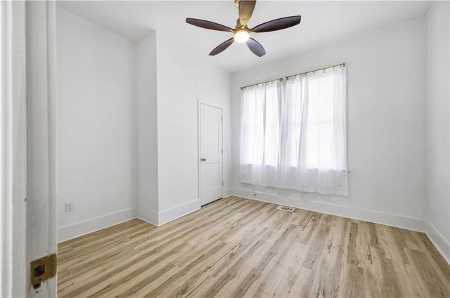 1214 S 22nd Street, St Joseph, MO 64507