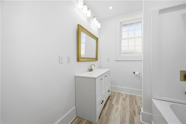 1214 S 22nd Street, St Joseph, MO 64507