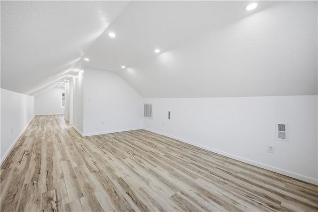 1214 S 22nd Street, St Joseph, MO 64507