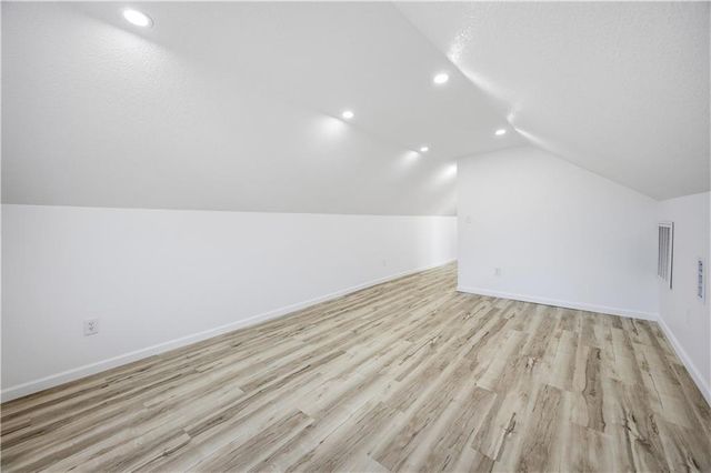 1214 S 22nd Street, St Joseph, MO 64507