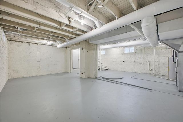 1214 S 22nd Street, St Joseph, MO 64507