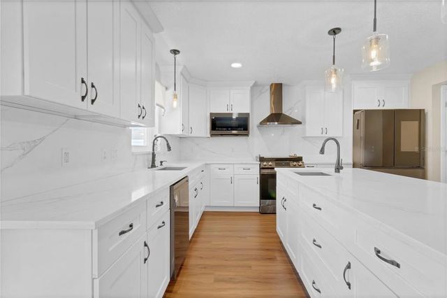 1705 RIDGEMOOR DRIVE, Mascotte, FL 34753