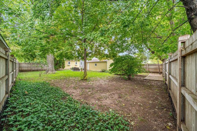453 W 18TH AVENUE, Oshkosh, WI 54902