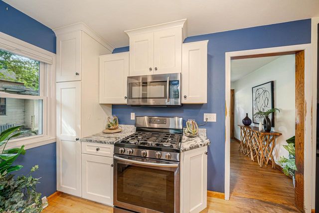 453 W 18TH AVENUE, Oshkosh, WI 54902