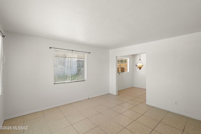 4638 E 14th Street, Tucson, AZ 85711