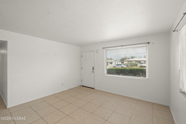 4638 E 14th Street, Tucson, AZ 85711