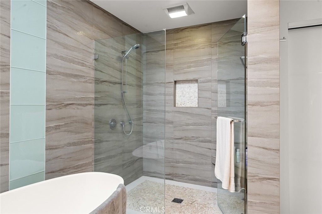 Image 23 of property listing at 17 Rippling Stream, Irvine, CA 92603