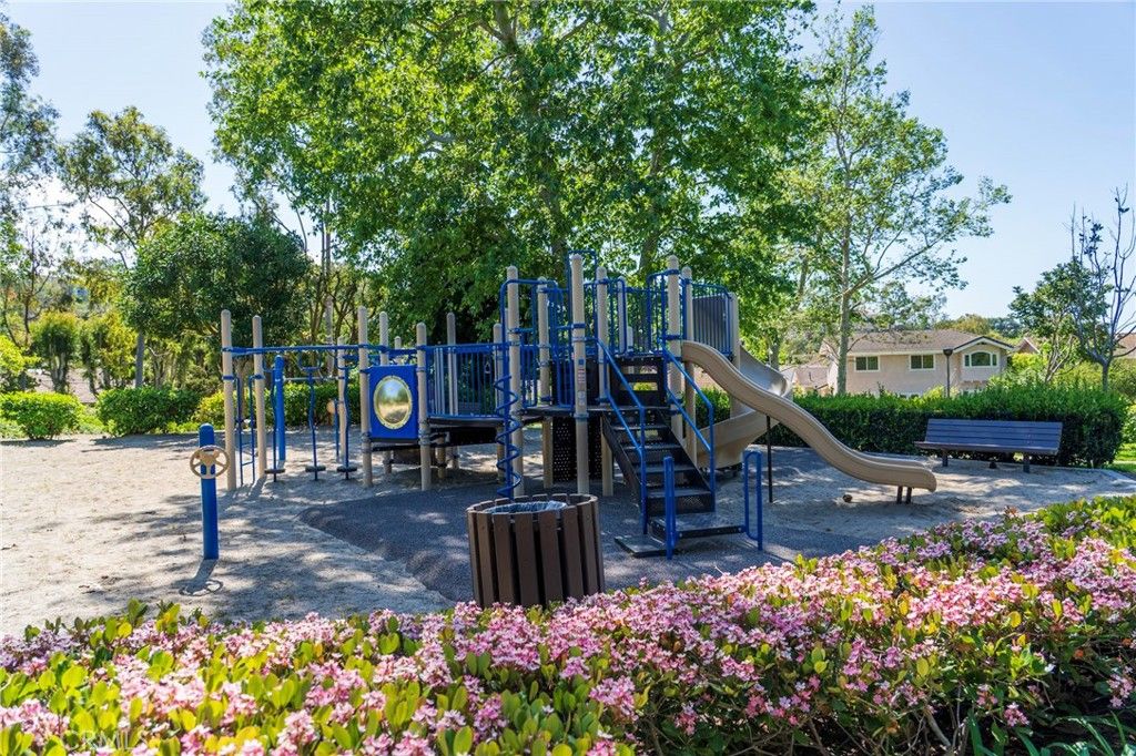 Image 57 of property listing at 17 Rippling Stream, Irvine, CA 92603