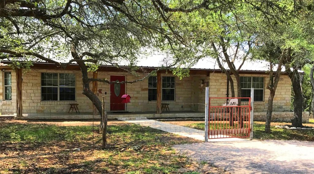 1970 County Road 284, Liberty Hill, TX 78642