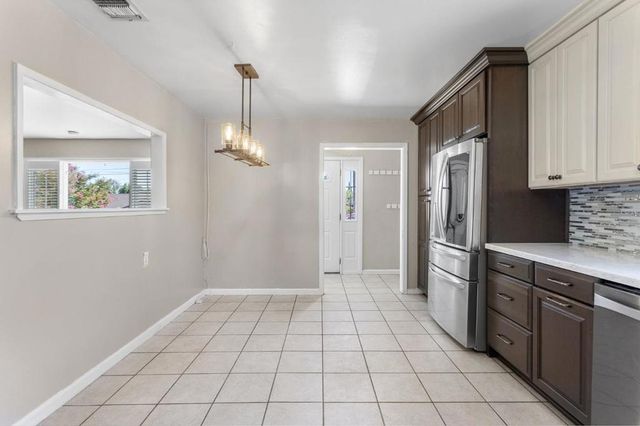 2810 Center Lane, Antioch, CA 94509