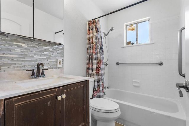 2810 Center Lane, Antioch, CA 94509