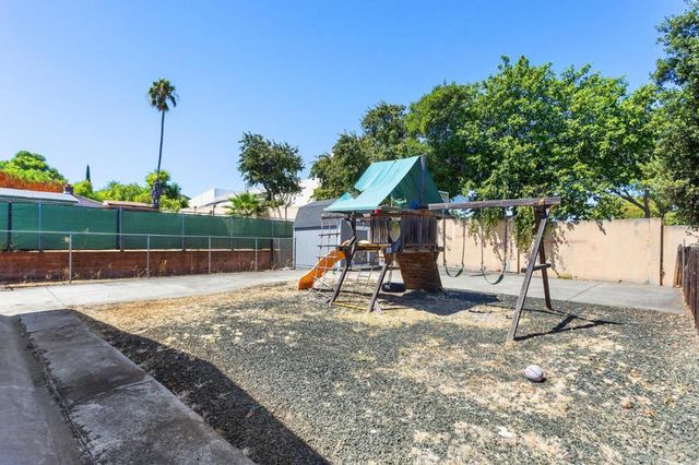 2810 Center Lane, Antioch, CA 94509