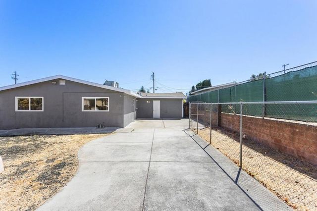 2810 Center Lane, Antioch, CA 94509