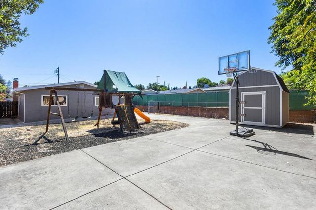 2810 Center Lane, Antioch, CA 94509