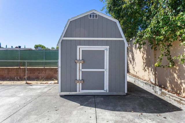 2810 Center Lane, Antioch, CA 94509
