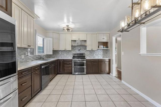 2810 Center Lane, Antioch, CA 94509