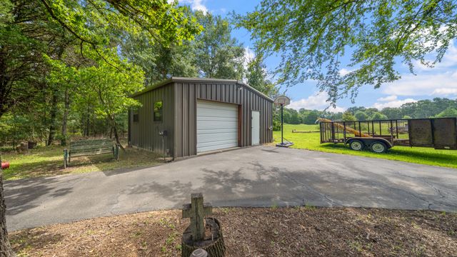 875 Arnold Paul Road, Canton, TX 75103