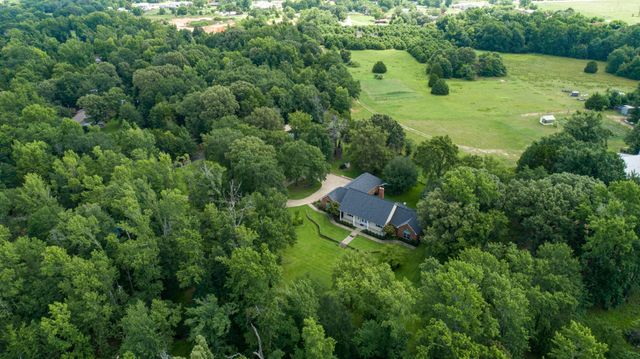 875 Arnold Paul Road, Canton, TX 75103