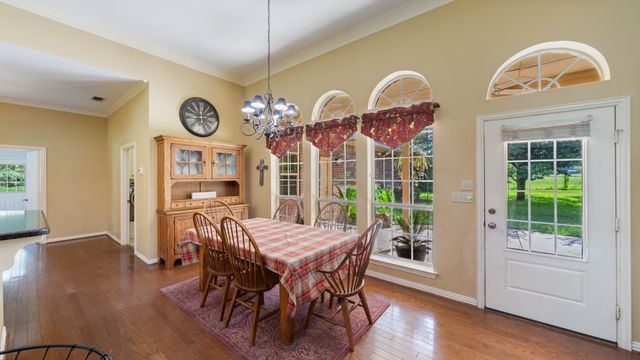 875 Arnold Paul Road, Canton, TX 75103