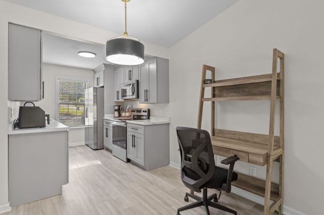 3216 Huntington Woods Boulevard, Tallahassee, FL 32303