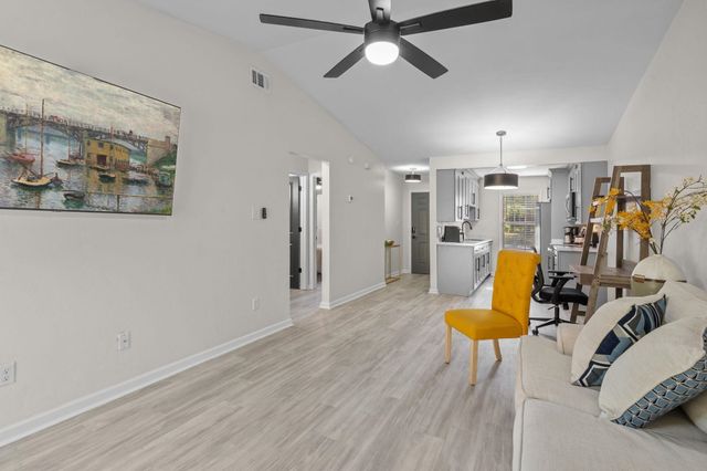 3216 Huntington Woods Boulevard, Tallahassee, FL 32303