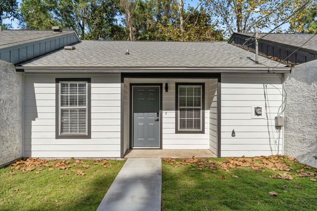 3216 Huntington Woods Boulevard, Tallahassee, FL 32303