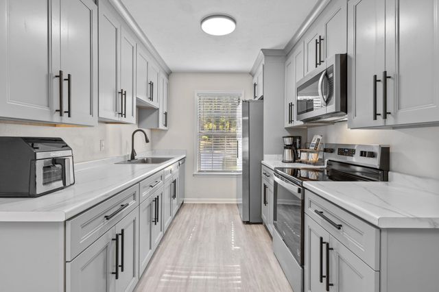 3216 Huntington Woods Boulevard, Tallahassee, FL 32303