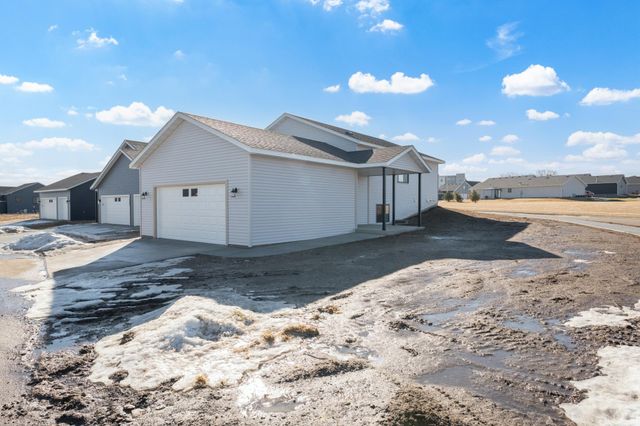 5365 Equinox Place NW, Rochester, MN 55901