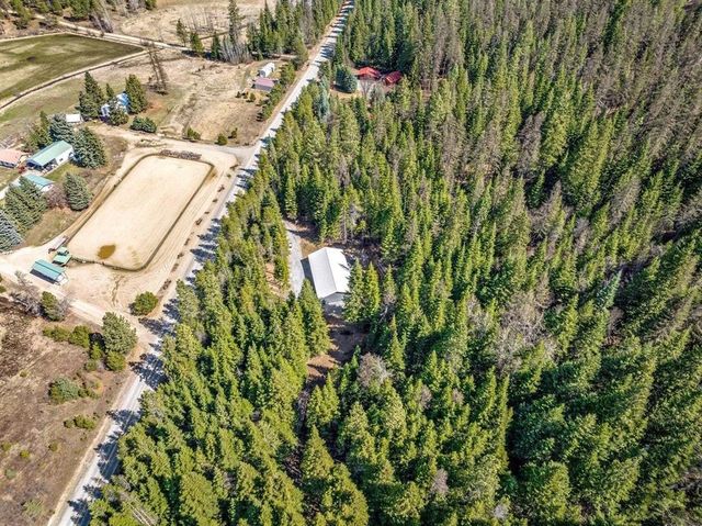 4821 Coyote Trl, Newport, WA 99156