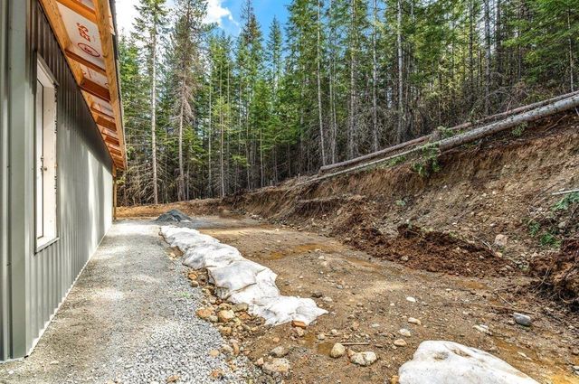 4821 Coyote Trl, Newport, WA 99156