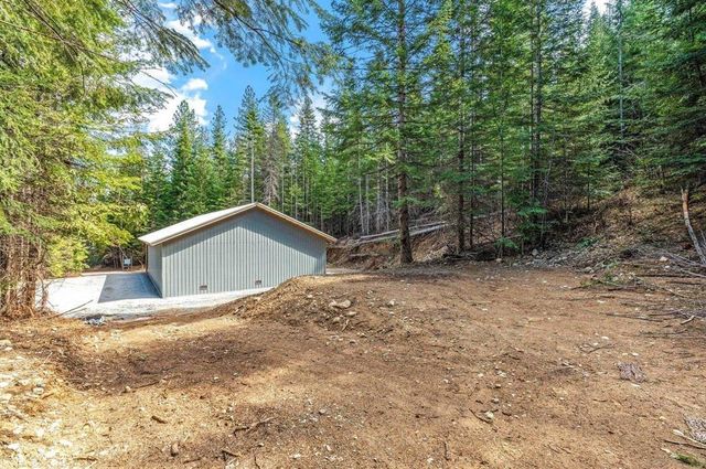 4821 Coyote Trl, Newport, WA 99156