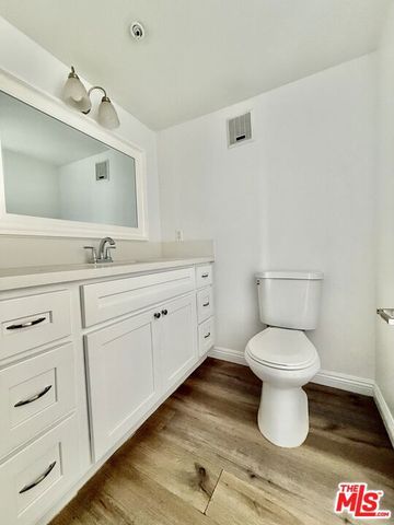 550 Orange Avenue 337, Long Beach, CA 90802