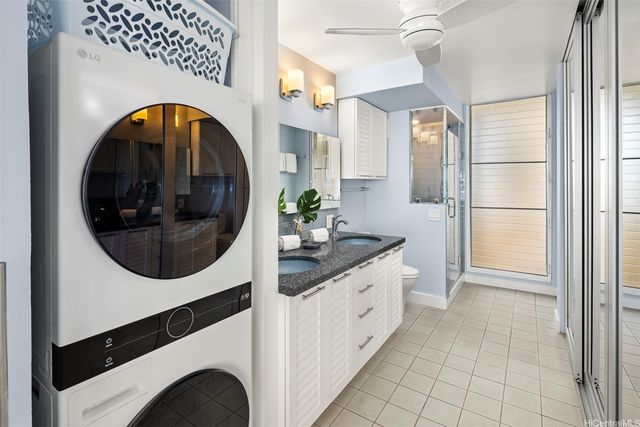 2895 Kalakaua Avenue 1402, Honolulu, HI 96815