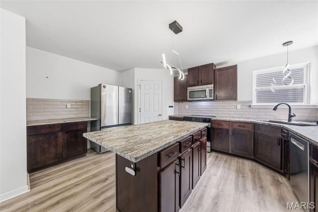 312 Pearson Court, St Charles, MO 63304