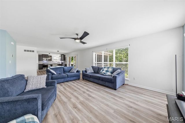312 Pearson Court, St Charles, MO 63304