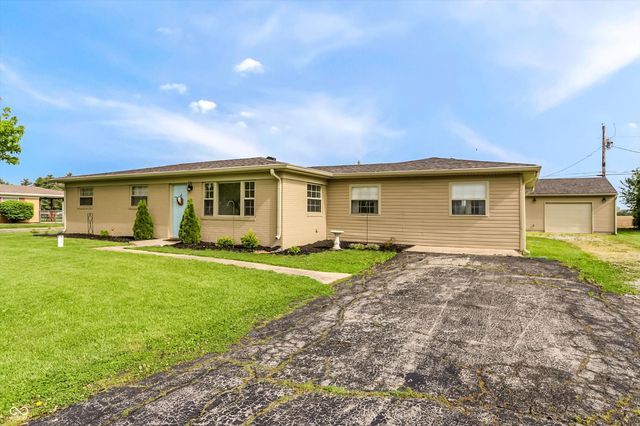 1494 W 250 S, Shelbyville, IN 46176