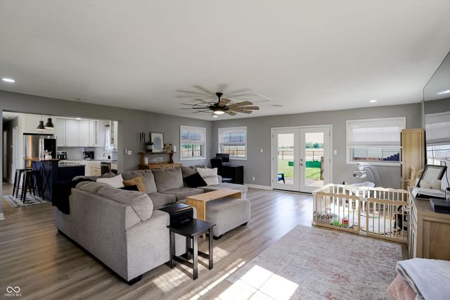 1494 W 250 S, Shelbyville, IN 46176