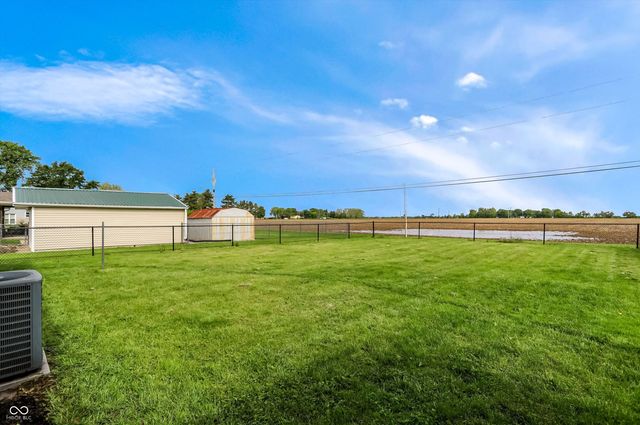 1494 W 250 S, Shelbyville, IN 46176
