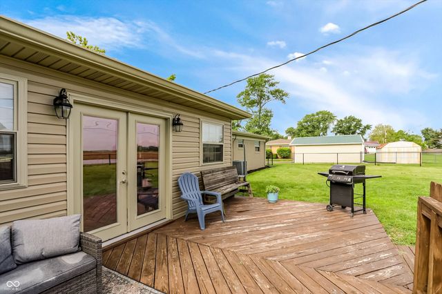 1494 W 250 S, Shelbyville, IN 46176