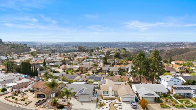 7320 Park Ridge Blvd 216, San Diego, CA 92120