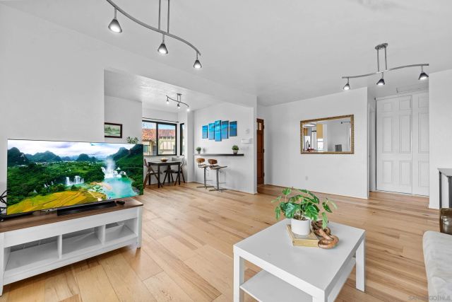 7320 Park Ridge Blvd 216, San Diego, CA 92120